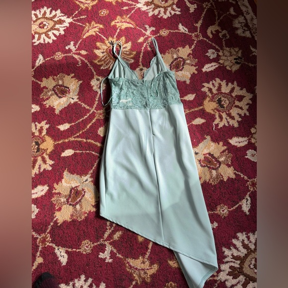 Brand new bridesmaids dress - Picture 2 of 3